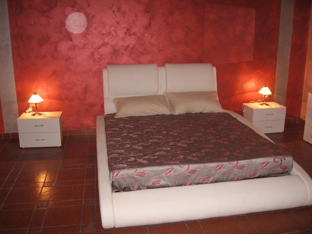 Golden Dreams Acomodação com café da manhã Bari Quarto foto